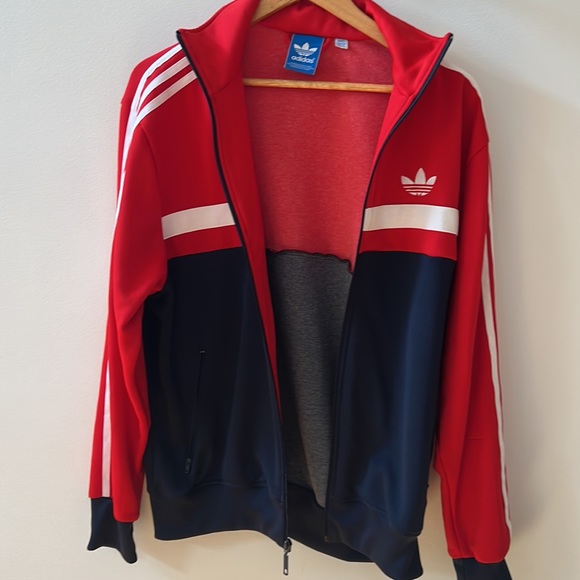 ❌❌SOLD❌❌Adidas Original track jacket Medium - Picture 6 of 8